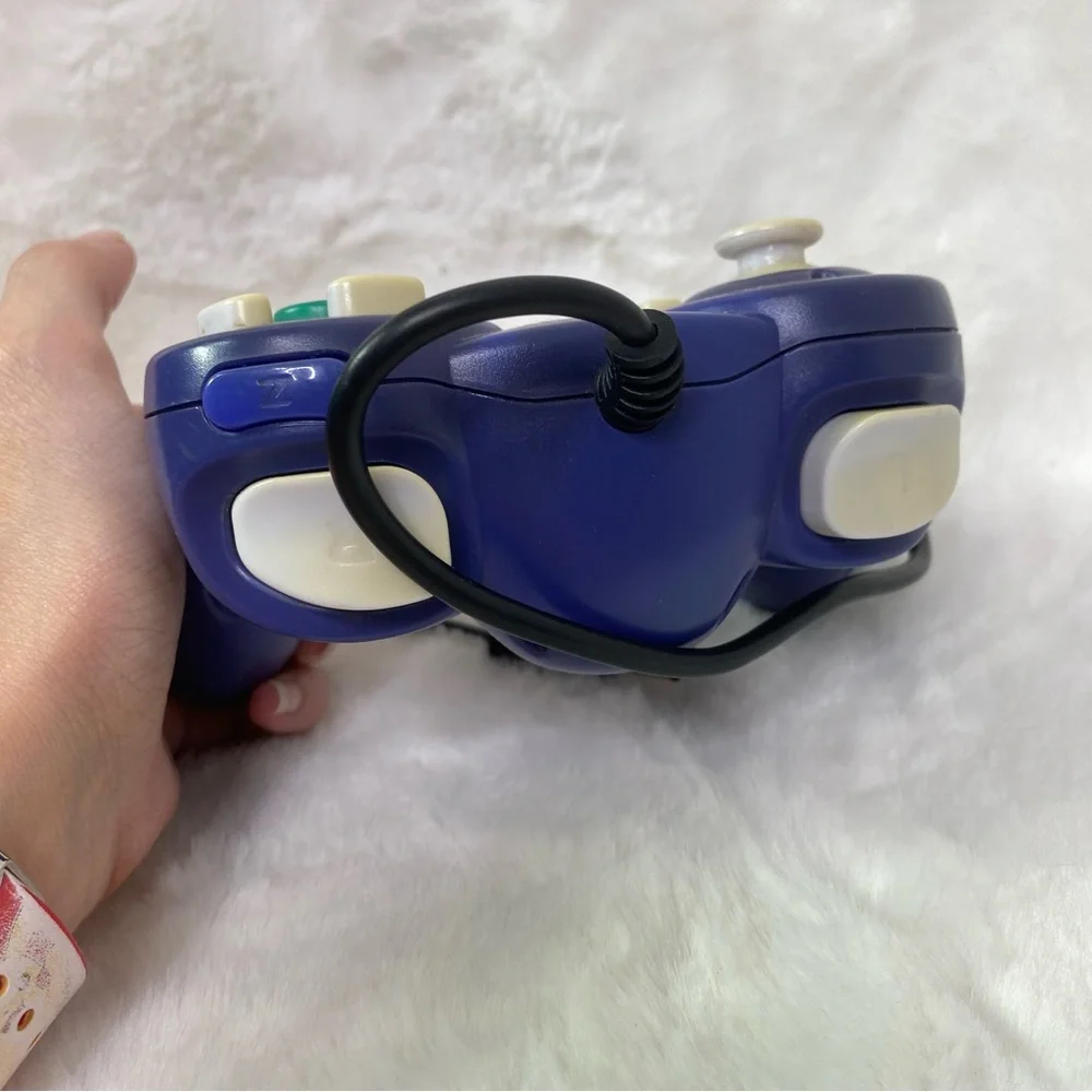 MadCatz GameCube purple Nintendo controller